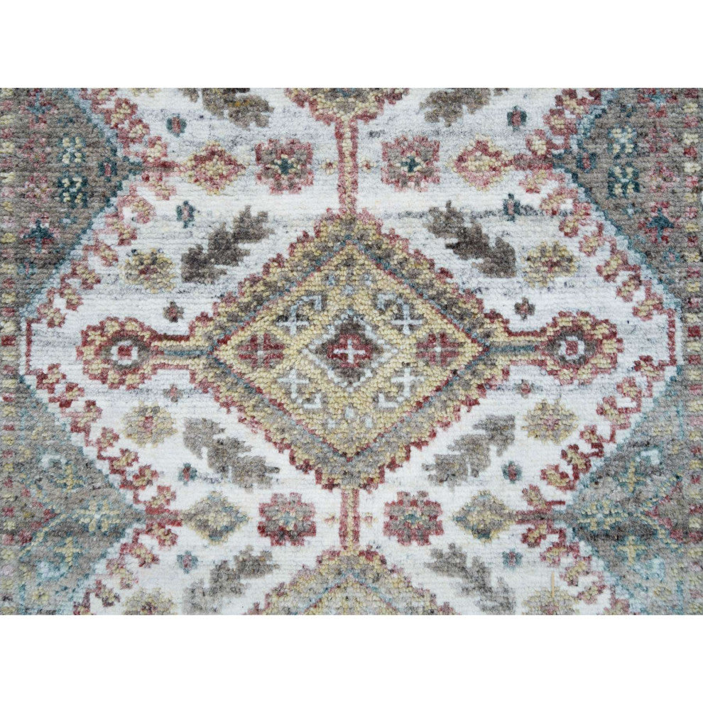 Ivory Wool Shiraz Rosettes Border Runner Hand Knotted Oriental Rug, 2'7"x9'9"