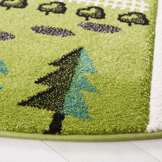 Safavieh Carousel Kids Collection CRK197Y Rug, Green/Beige, 6'7" X 6'7" Round