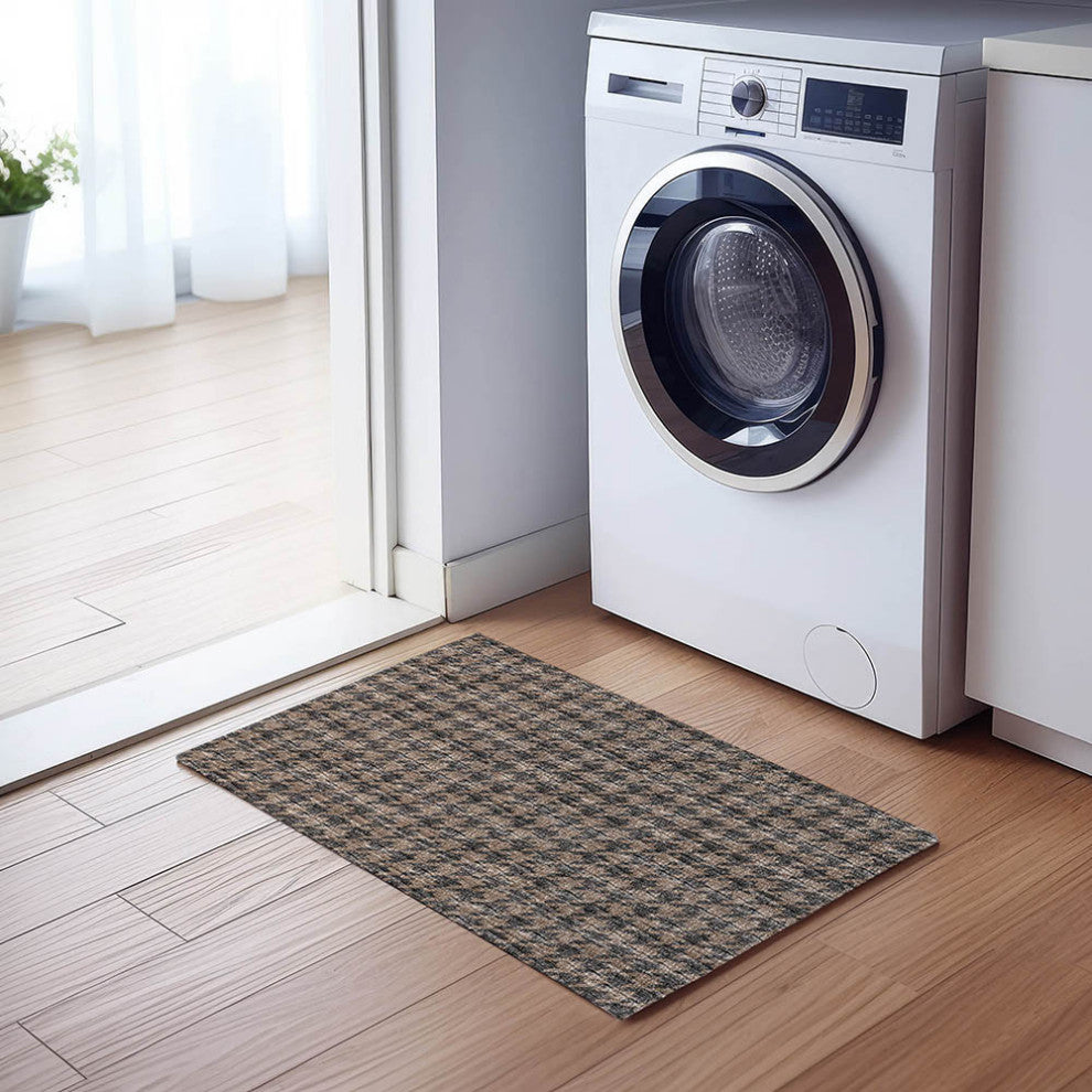 Indoor/Outdoor Hinton HN1 Chocolate Machine Washable 1'8" x 2'6" Rug