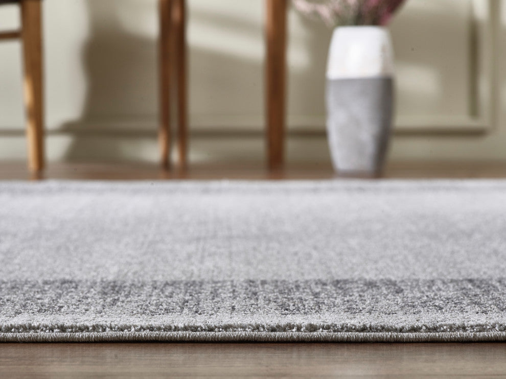 Abani Quartz QRZ100A Grey Bordered Area Rug