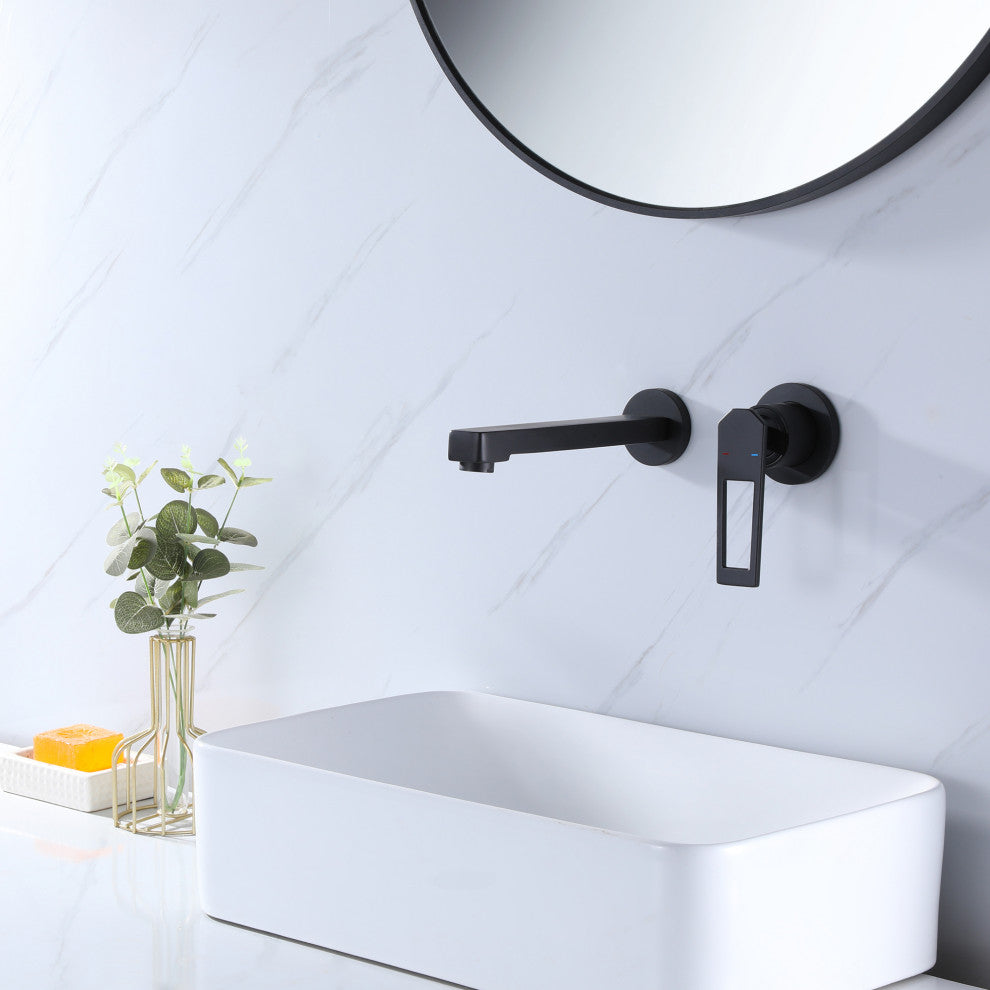 Single Lever Handle Wall Mounted Bathroom Faucet