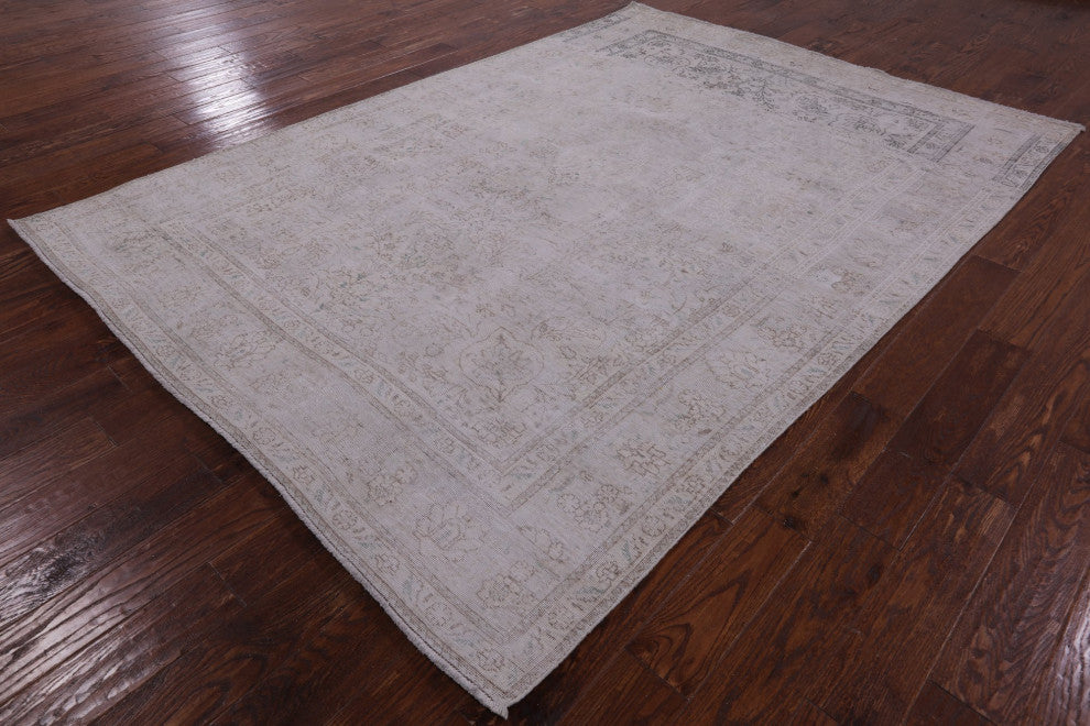 Persian Vintage White Wash Area Rug 6' 8" X 9' 5" Q4654