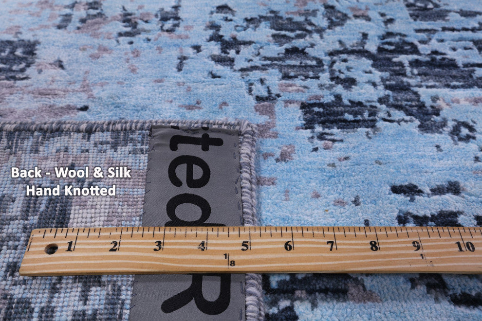 7' 11" X 10' 3" Abstract Hand Knotted Wool & Silk Rug - Q15803