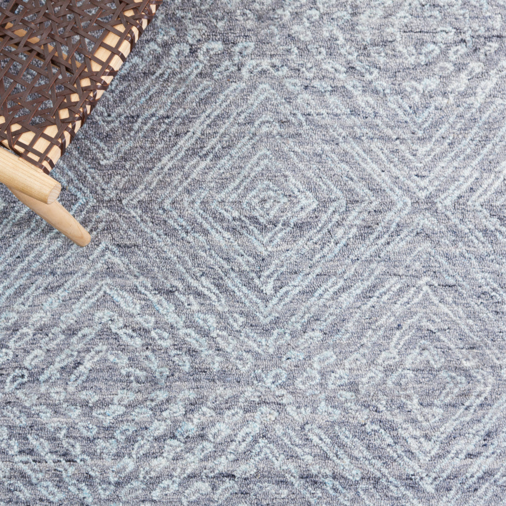Safavieh Couture Abstract Collection, ABT146 Rug, Blue, 2'3"x4'