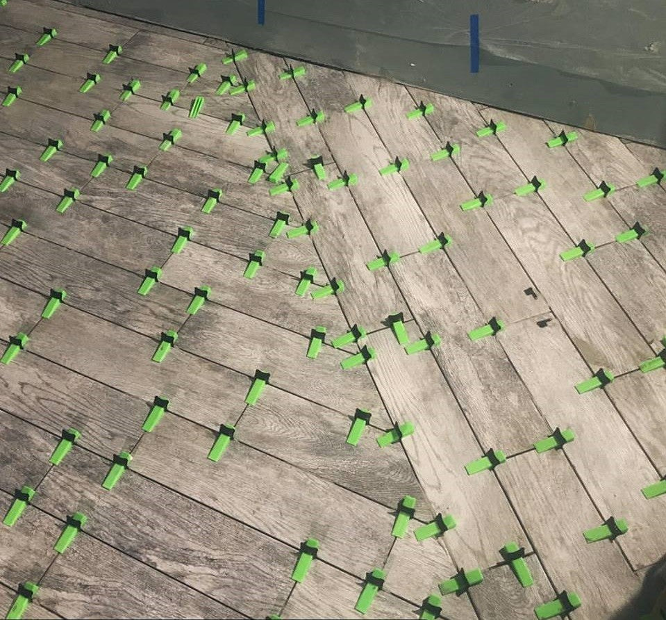 Tile Leveling System, Lev Tec Tile System Kit: 1 Pliers, 500 Clips, 250 Wedges, 500 Kit 1/8"