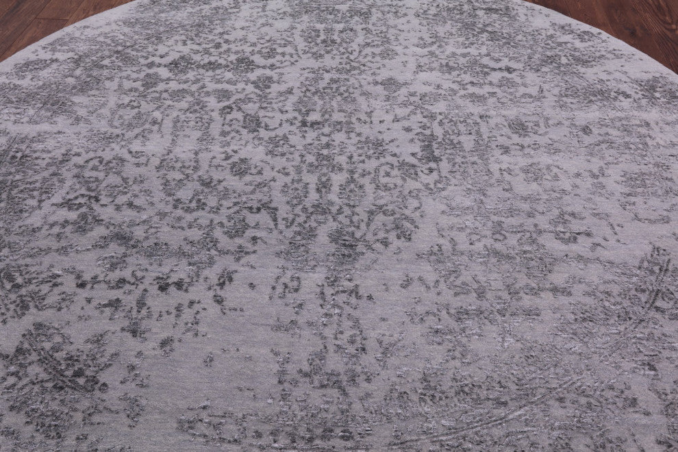 8' Round Persian Hand-Knotted Wool and Silk Rug Q7070