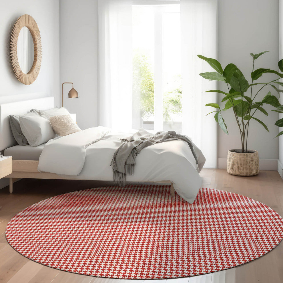 Indoor/Outdoor Hinton HN1 Red Machine Washable 8' x 8' Rug