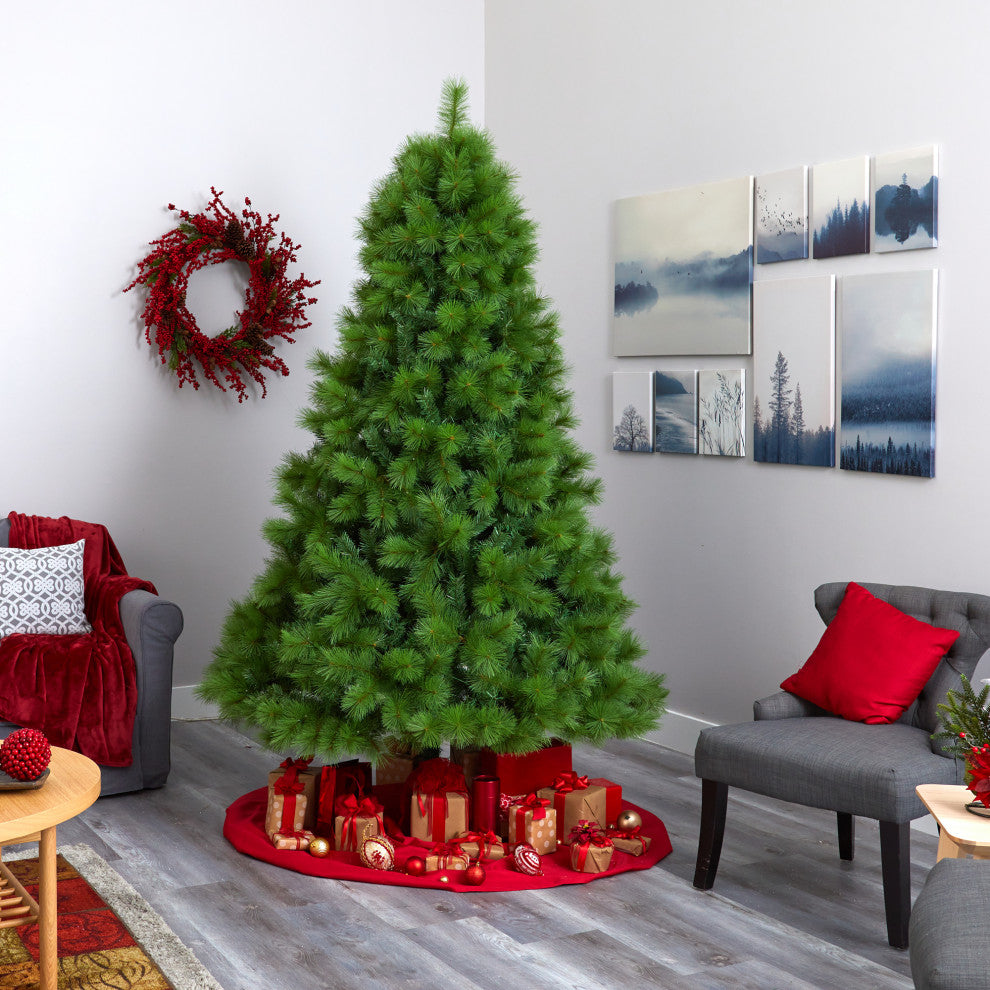 8ï¿½ Green Scotch Pine Artificial Christmas Tree with 600 Clear LED Lights