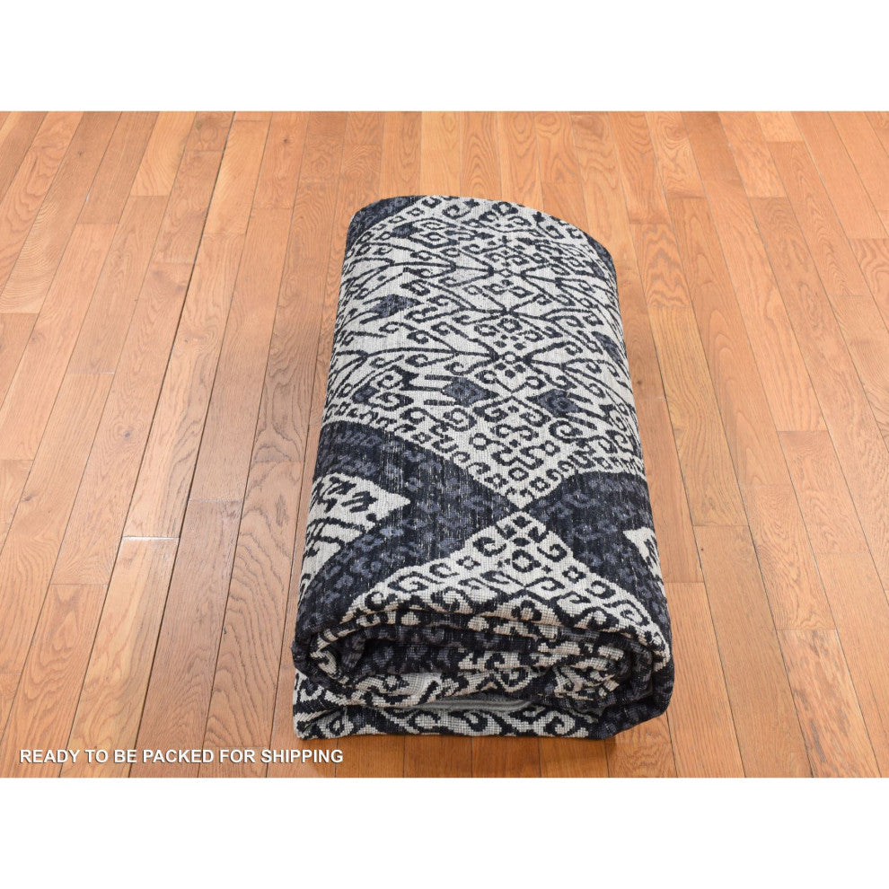 White Hand Knotted Tone on Tone Silk Small Repetitive Design Rug 9'x12'3"