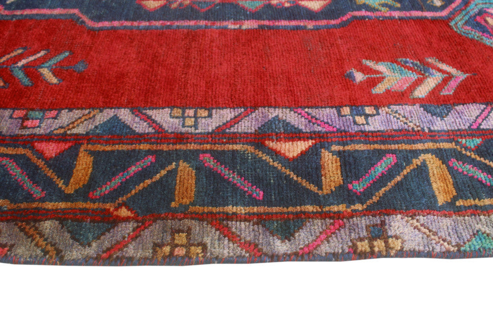 Fine Vintage Distressed Yadiel Red/Navy Rug, 5'6x9'0