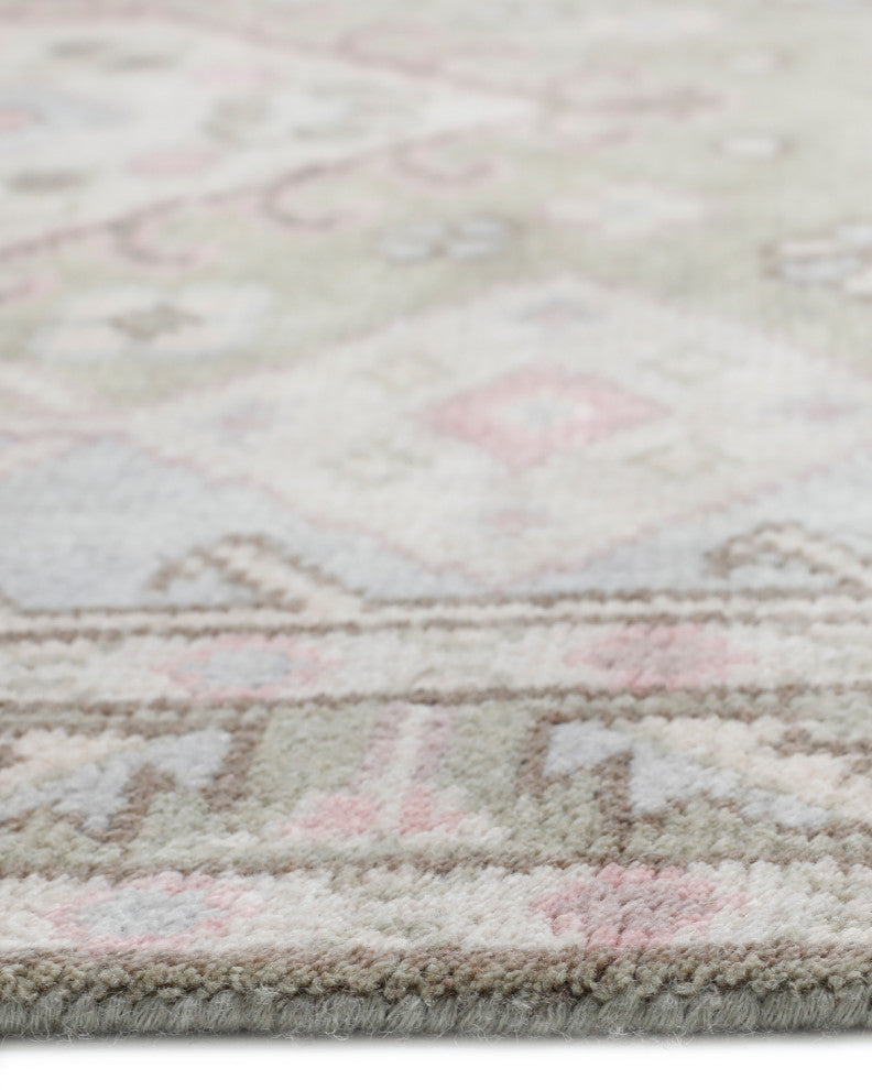 Utica, Handmade Area Rug 8' 0" x 10' 0"