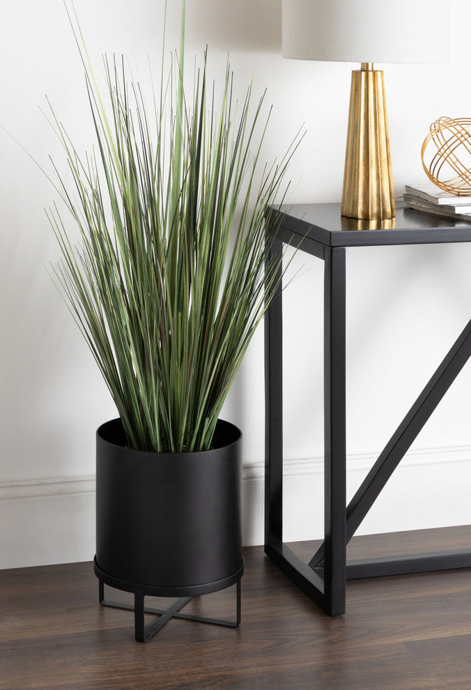 Bracey Metal Planter, Black, 11
