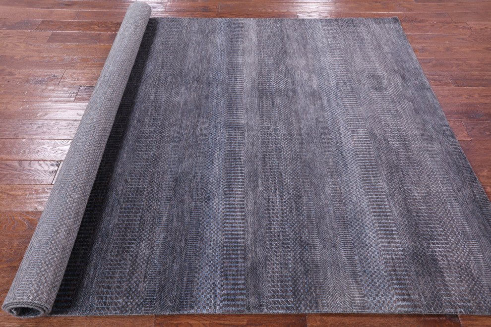 6' 0" X 8' 8" Savannah Grass Hand Knotted Wool and Silk Rug Q11404