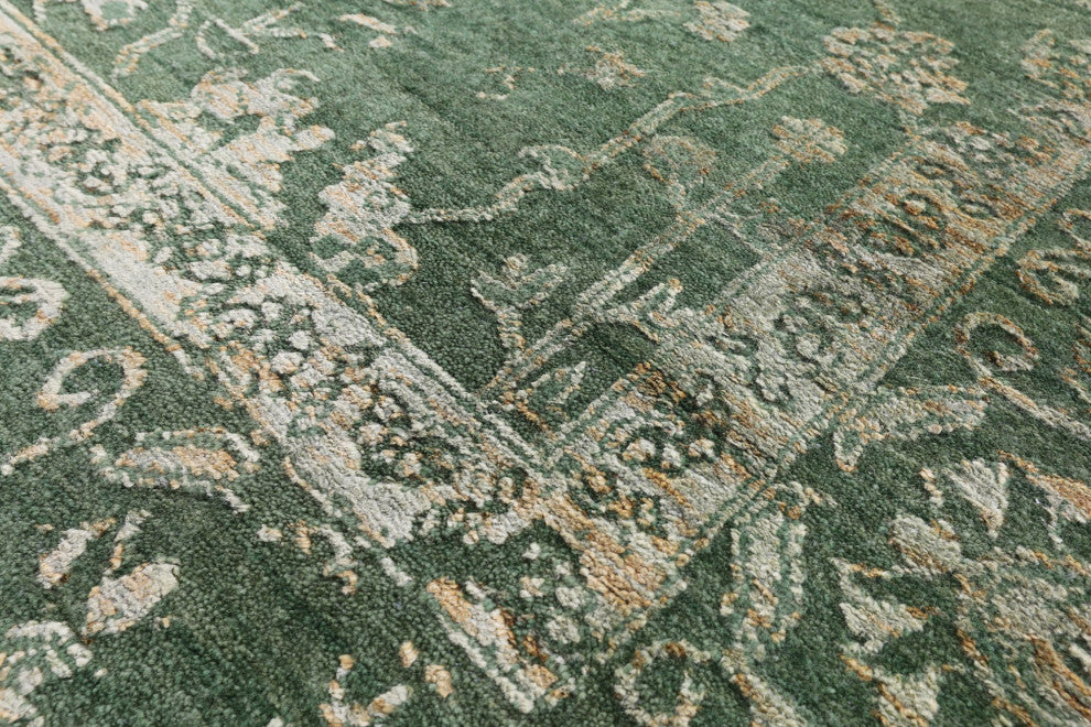 7' 10" X 9' 11" Hand Knotted Persian Wool and Silk Rug Q11756