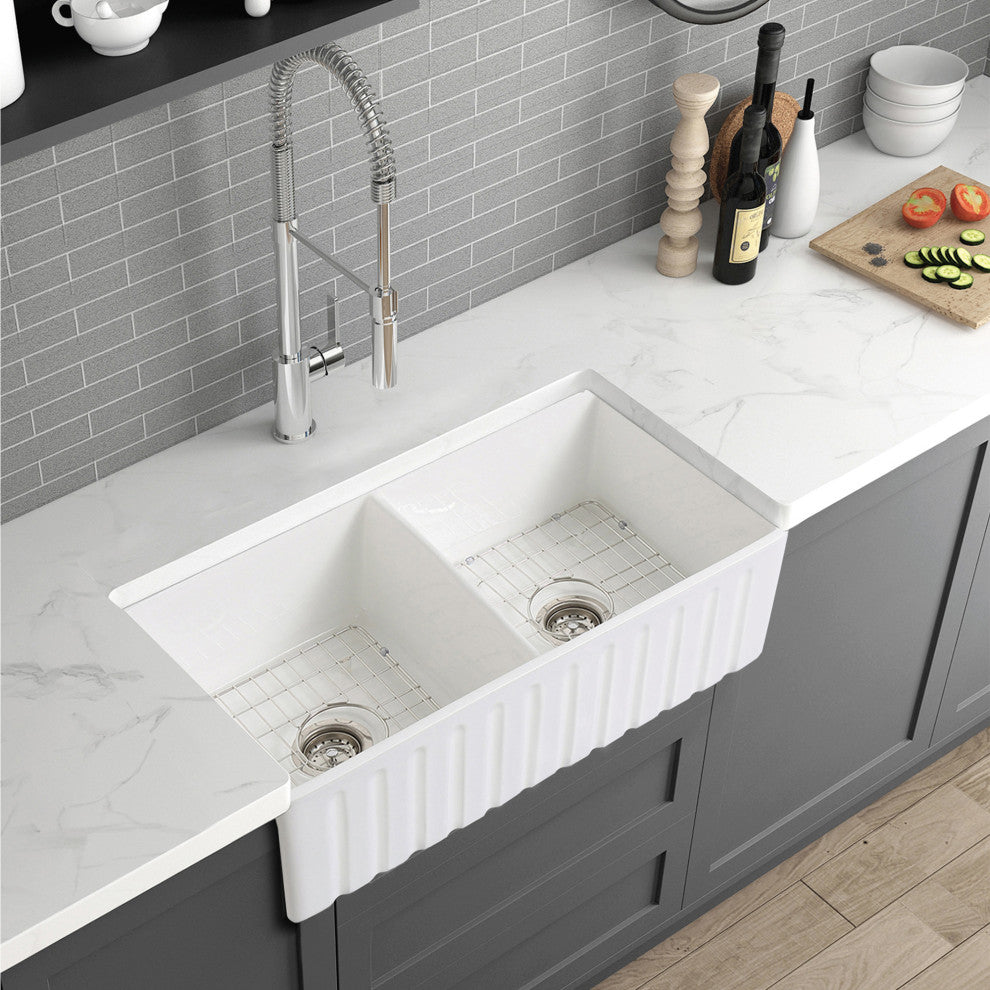 White Ceramic 33 in. Double Bowl Farmhouse Apron Kitchen Sink with Basket Strain