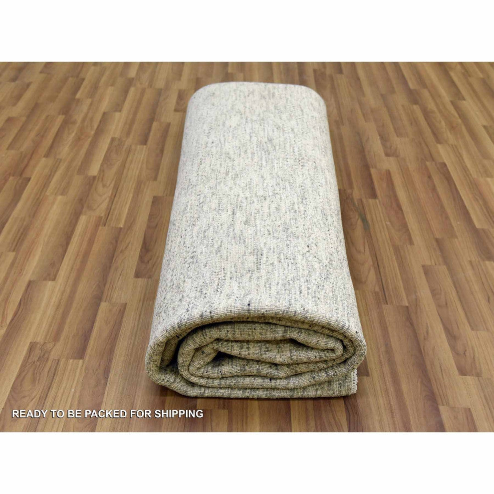 Beige, Hand Knotted, Wool Organic Salt and Pepper Design Rug, 8'0"x10'1"