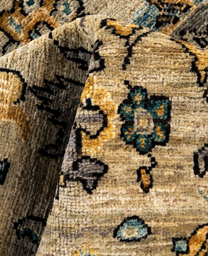 Serapi One-of-a-Kind Hand-Knotted Area Rug Light Gray, 3'11" x 5'10"