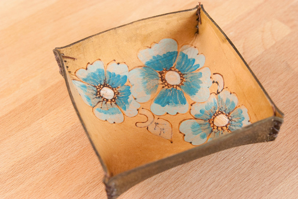 Belle Valet Tray, Medium
