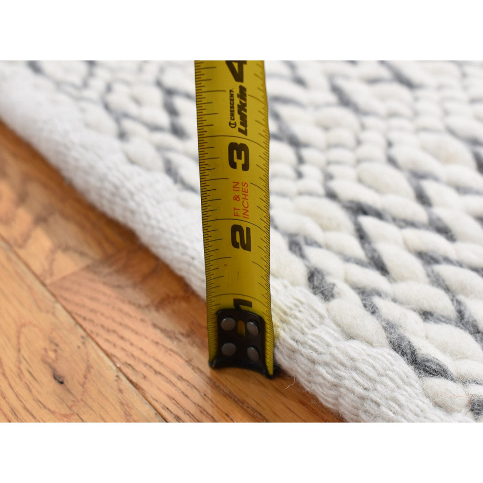 Ivory Flat Weave Pile 100% Wool Hand Woven Big Knots Square Rug 2'1"x2'2"