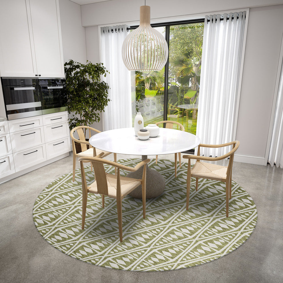 Indoor/Outdoor Sedona SN6 Moss Machine Washable 8' x 8' Round Rug