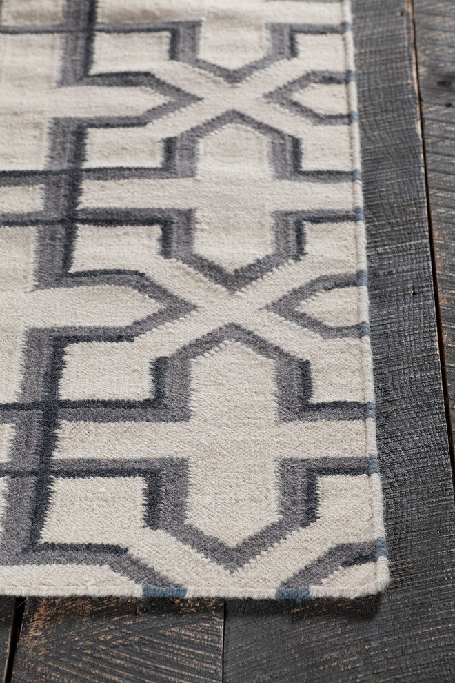 Lima Contemporary Area Rug, White and Black, 7'x10'