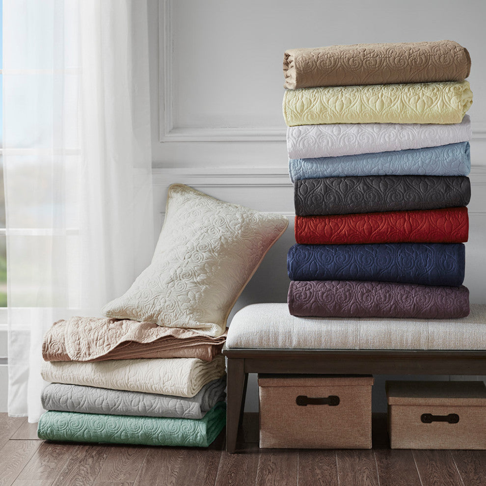 Madison Park Quebec Reversible Bedspread Set, Seafoam