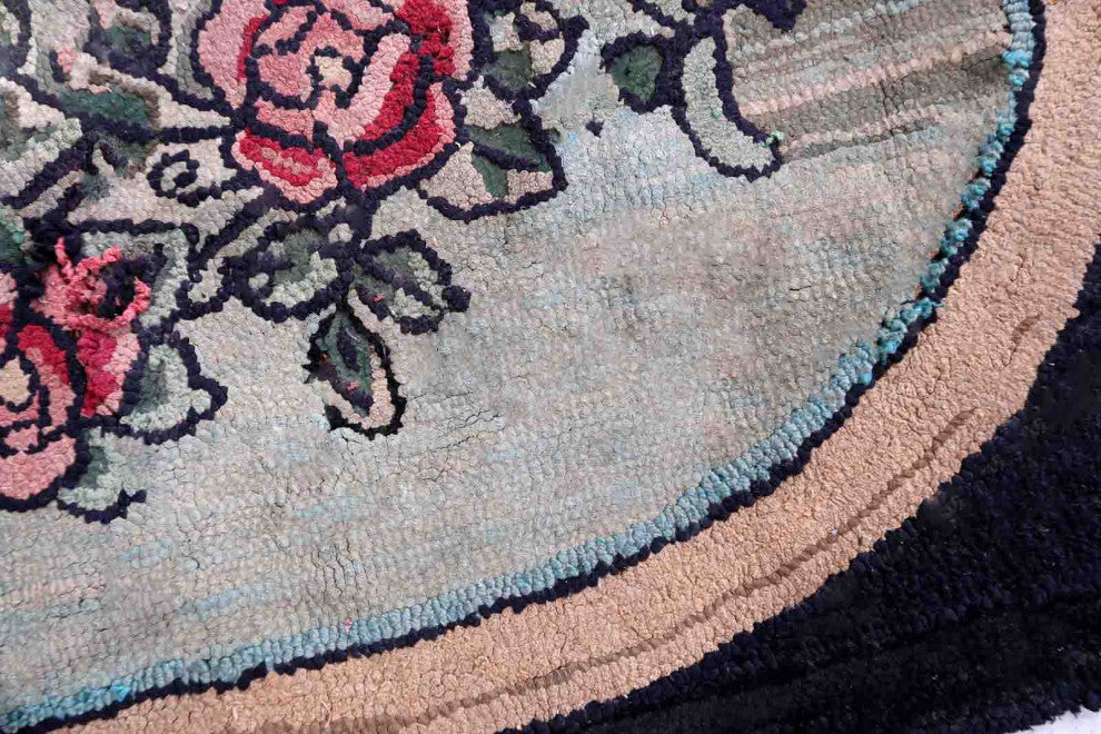 Handmade Vintage American Hooked Rug 2.4'x3.4', 74cmx106cm 1900s