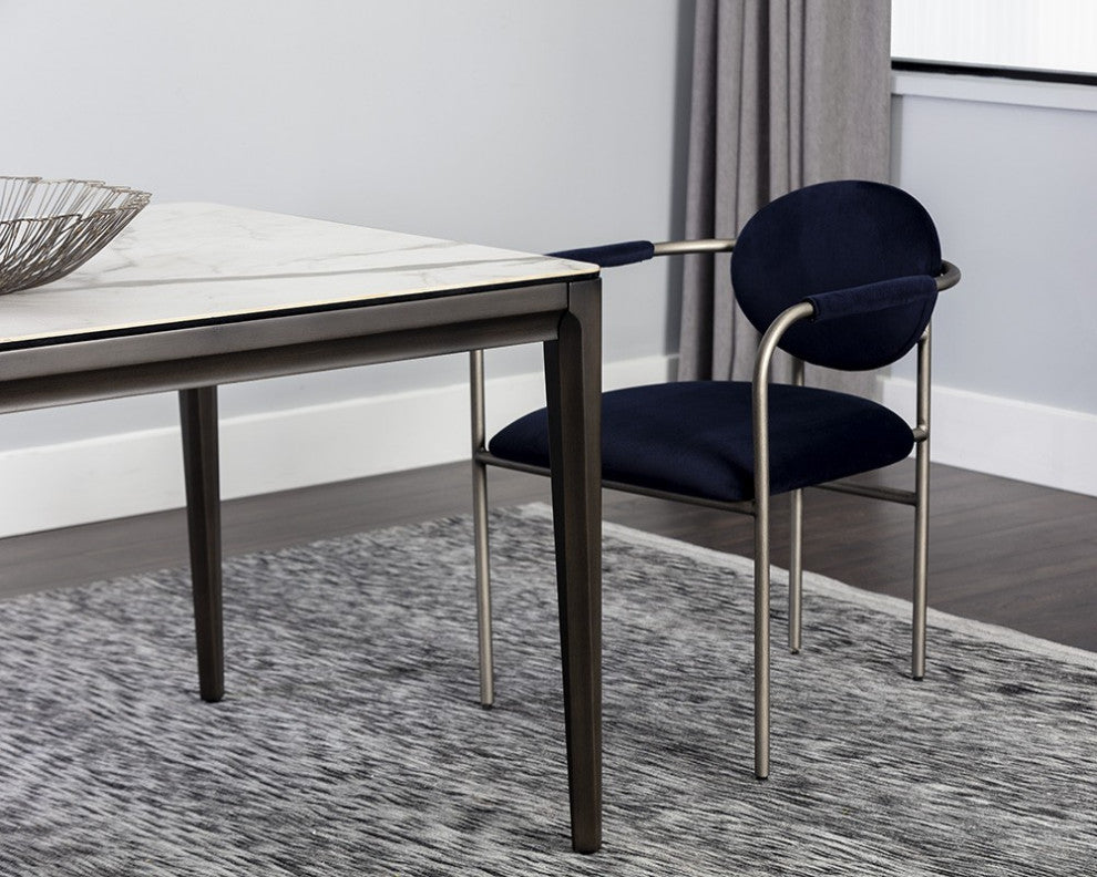 Queens Dining Table, 78.75"