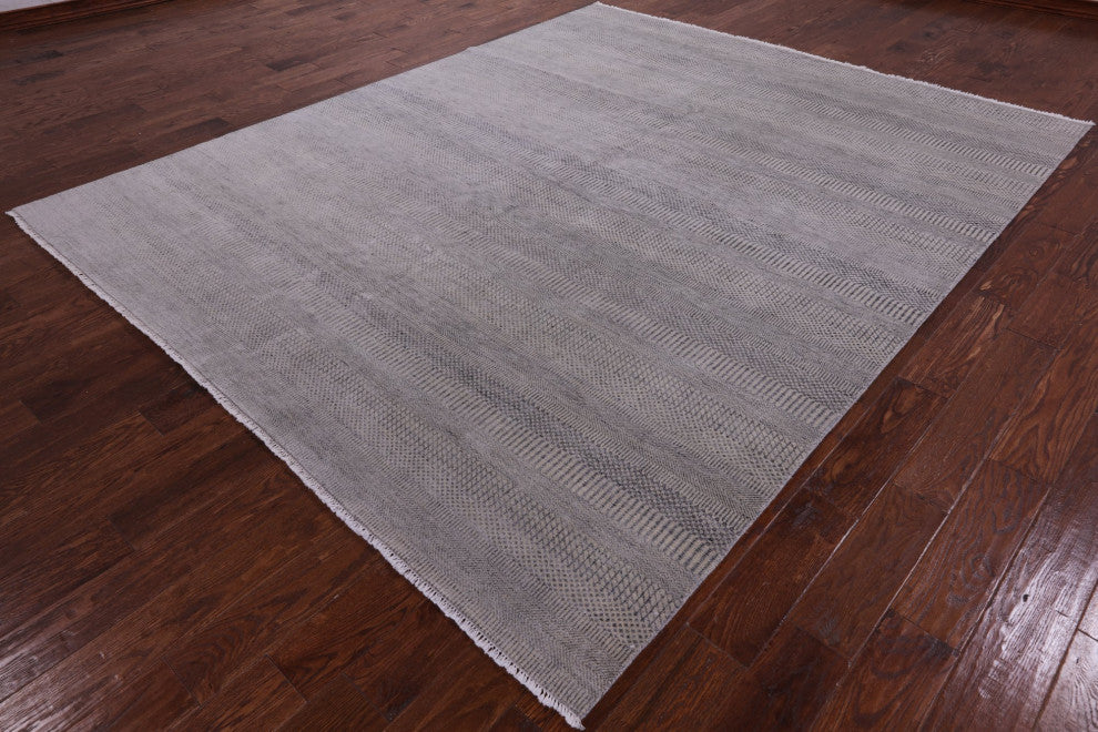 8' 2" X 9' 10" Wool and Silk Hand-Knotted Savannah Gabbeh Rug Q6620