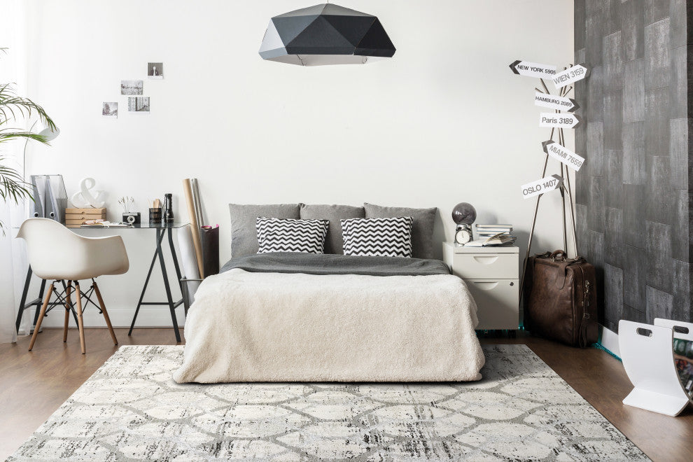 Troya Gray And Ivory Area Rug, 7.10'x10.10'