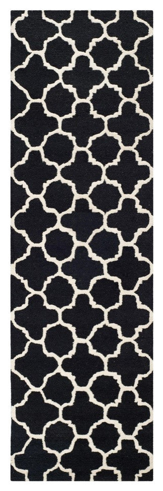 Safavieh Cambridge CAM130E 8' Square Black Rug