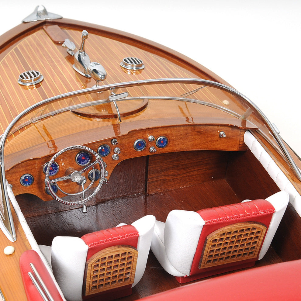 Aquarama Exclusive Edition With Display Case
