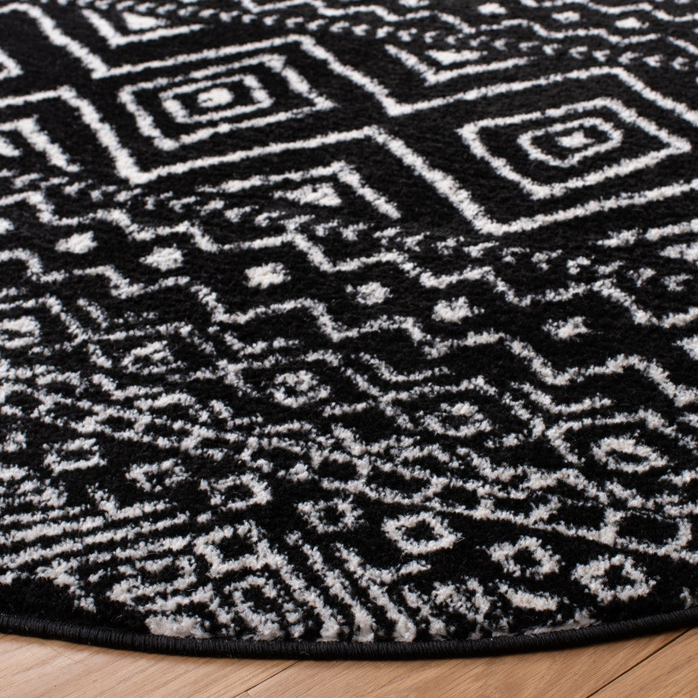 Safavieh Tulum Tul267Z Moroccan Rug, Black and Ivory, 6'7"x6'7" Round