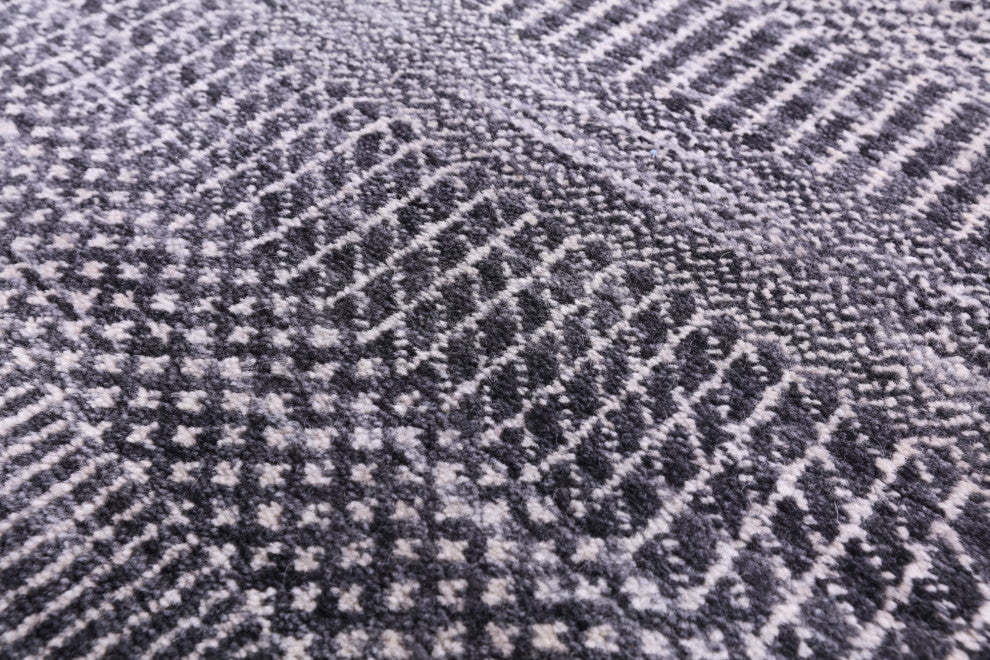 9' 0" X 11' 11" Savannah Grass Hand-Knotted Wool and Silk Rug Q11967