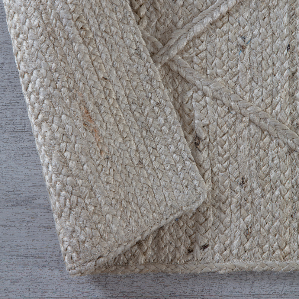 9' x 12' Barbary Ivory Diamond Braided Area Rug
