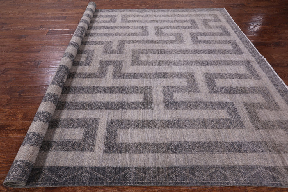 8' 2" X 9' 10" Southwest Navajo Hand Knotted Wool Rug Q4851