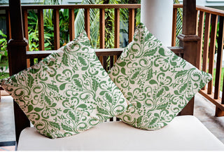 Aurora Polyester Indoor/Outdoor Pillow, Green, 20"x20"