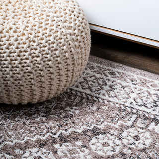 Boho Cottage Medallion Runner Rug, Brown/Ivory, 5'x8'