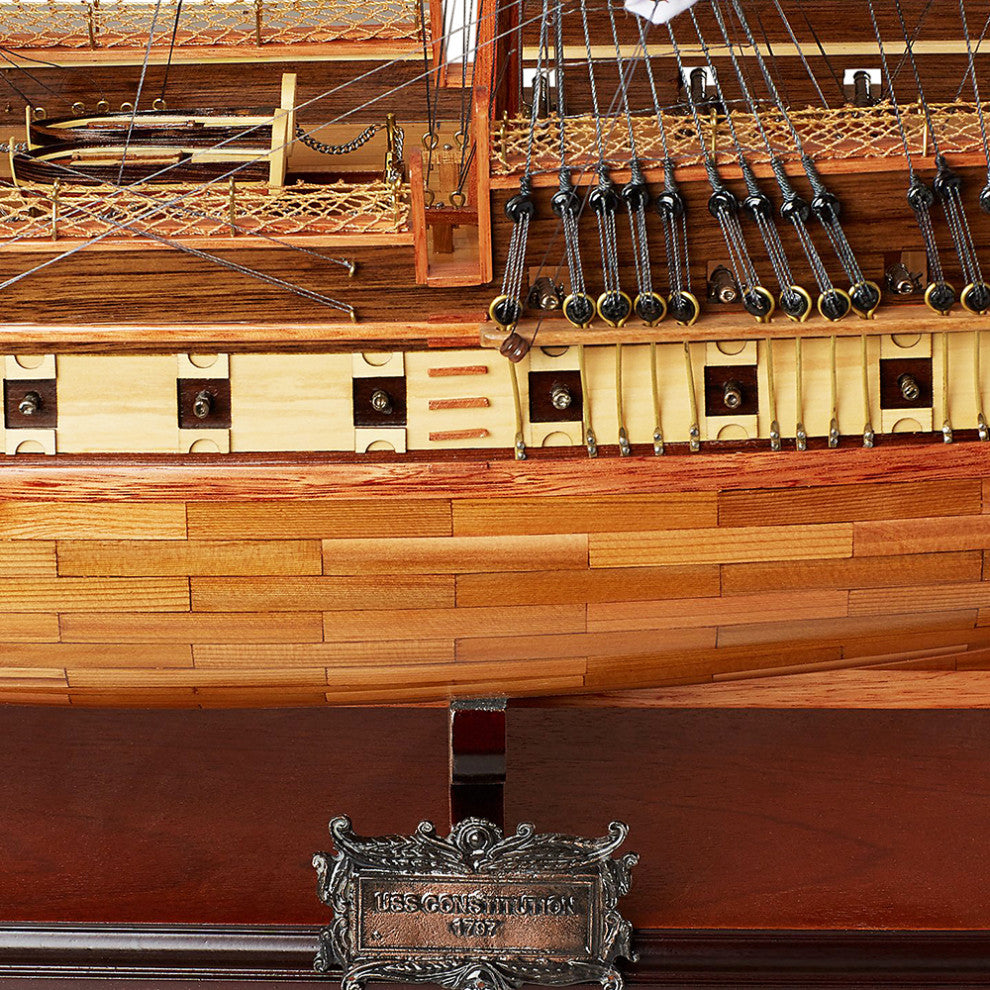 Uss Constitution Exclusive Edition Museum-quality Fully Assembled Model Ship