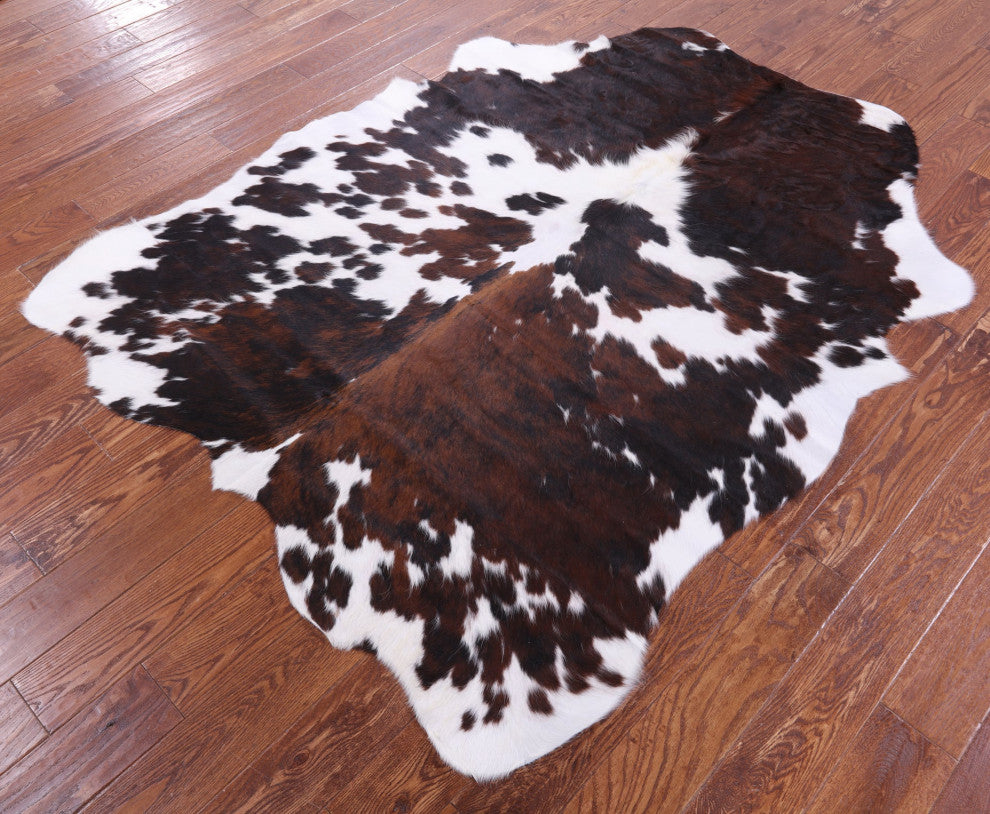 6' 7" X 5' 1" Tricolor Natural Cowhide Rug C1975
