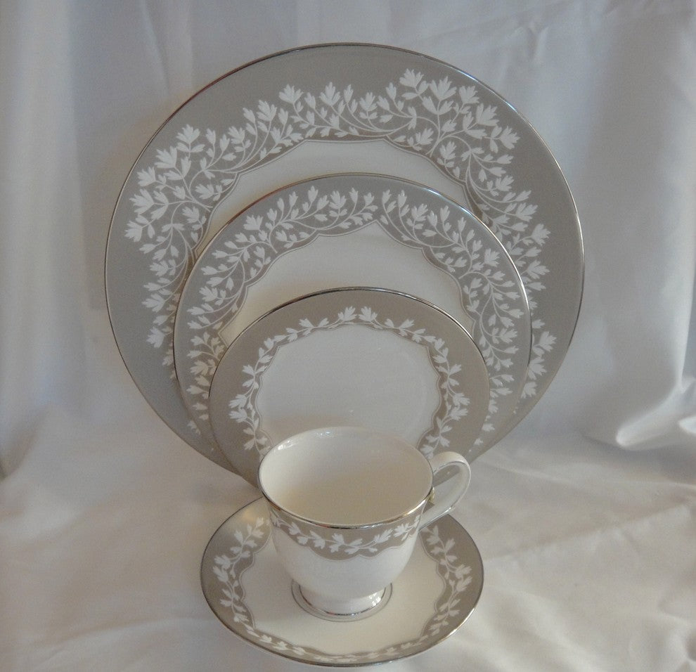 Lenox Nature's Vows China 5-Piece Dinnerware
