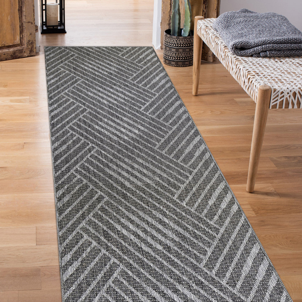 Maryland Abbel Runner, Gray, 2'4" x 8', Geometric