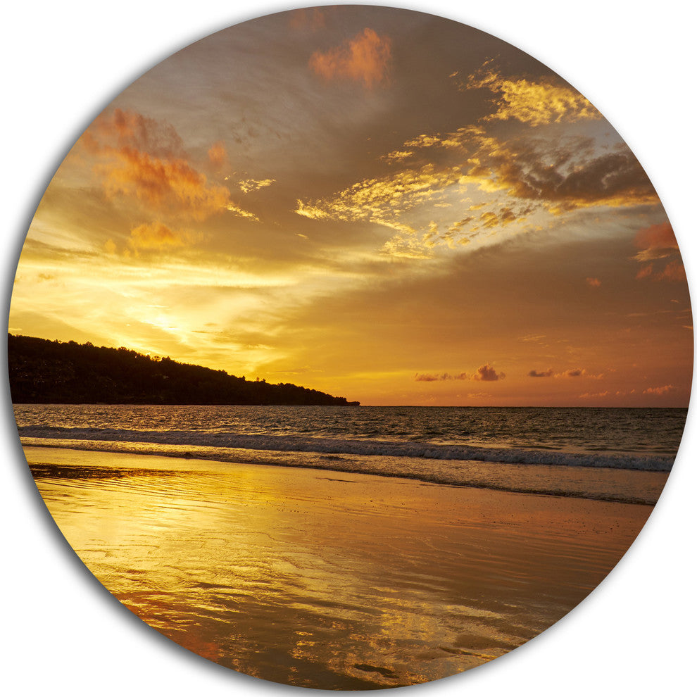 Amazing Beach With Beautiful Breaking Waves, Beach Round Wall Art, 36"