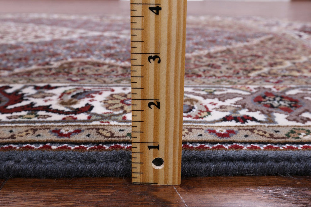Wool and Silk Persian Tabriz Hand Knotted Rug 4' 1" X 6' 1" Q6024