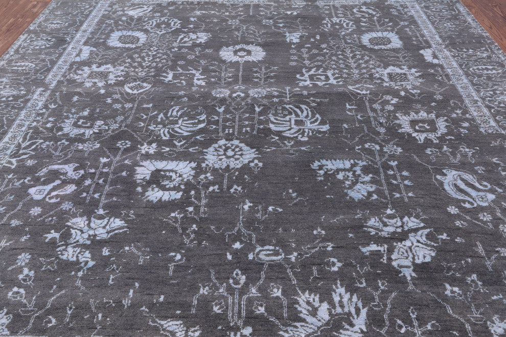 8' 1" X 10' 0" Persian Wool and Silk Hand-Knotted Rug Q6200