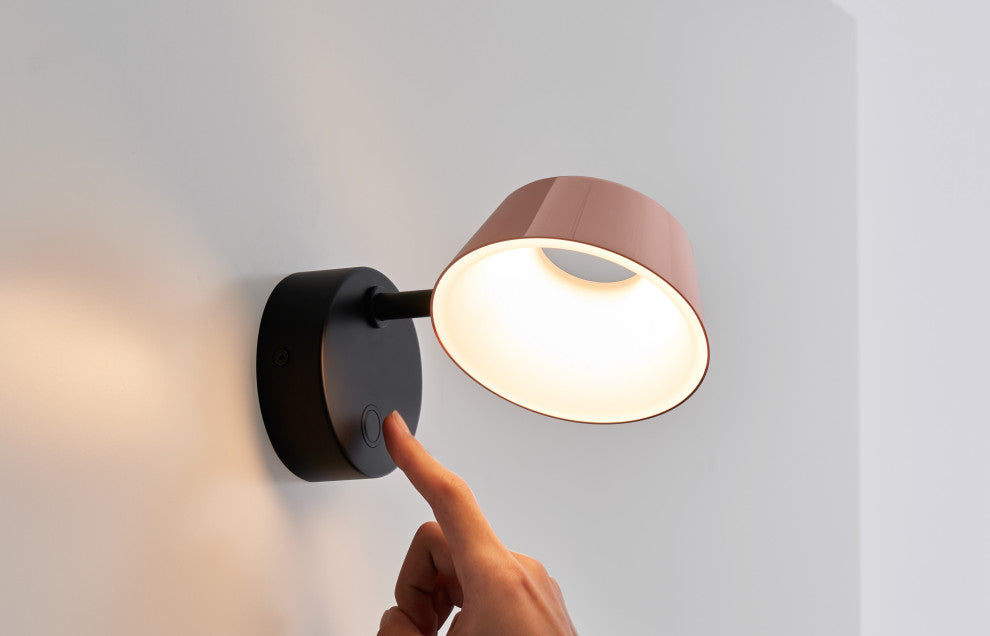 OLO Wall Lamp, Black/Copper