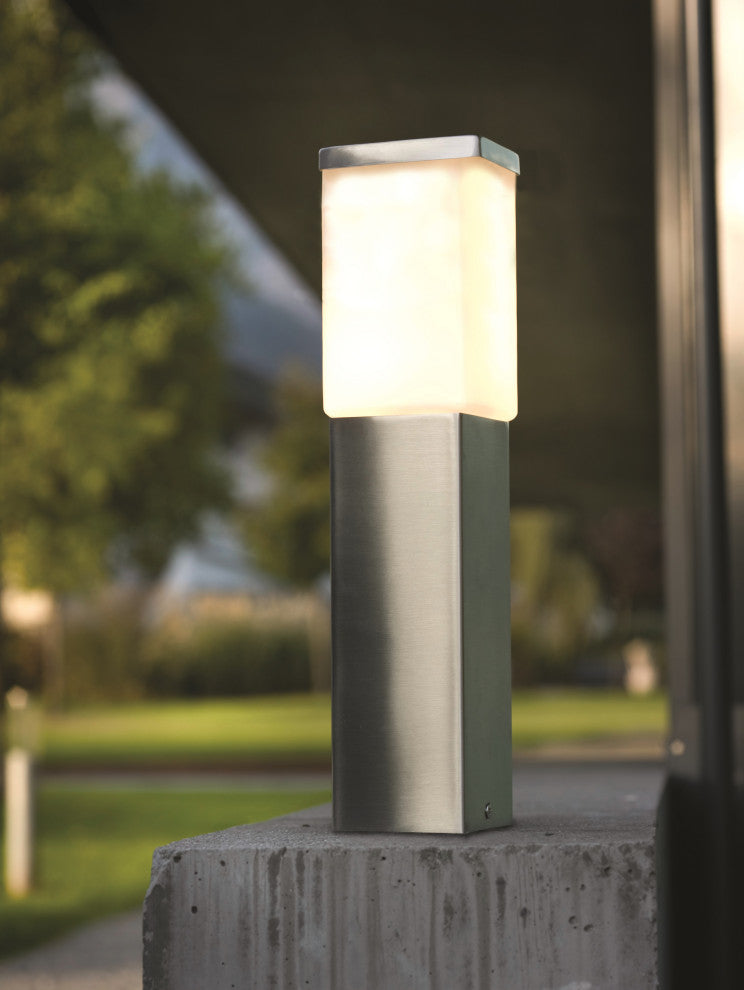1x60W Outdoor Path Light With Stainless Steel Finish and Opal Frosted Glass