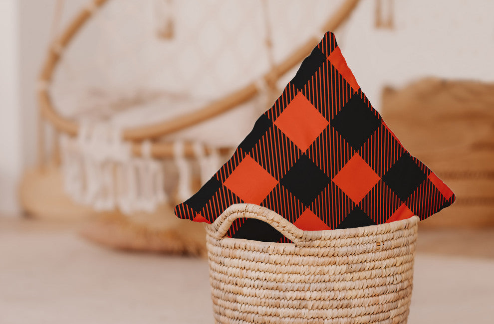 Buffalo Plaid Indoor/Outdoor Throw Pillow