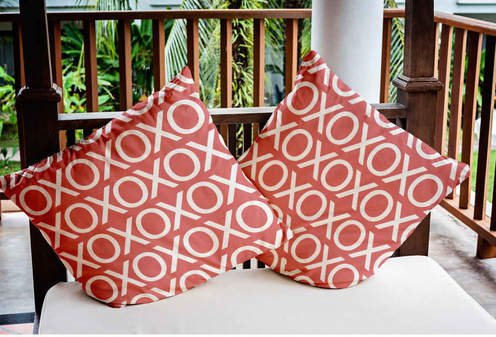 Hugs and Kisses Valentines Indoor/Outdoor Throw Pillow, Coral, 18x18"