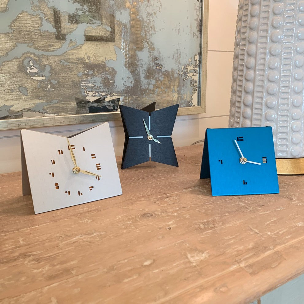 The KittyKat Clock in Black